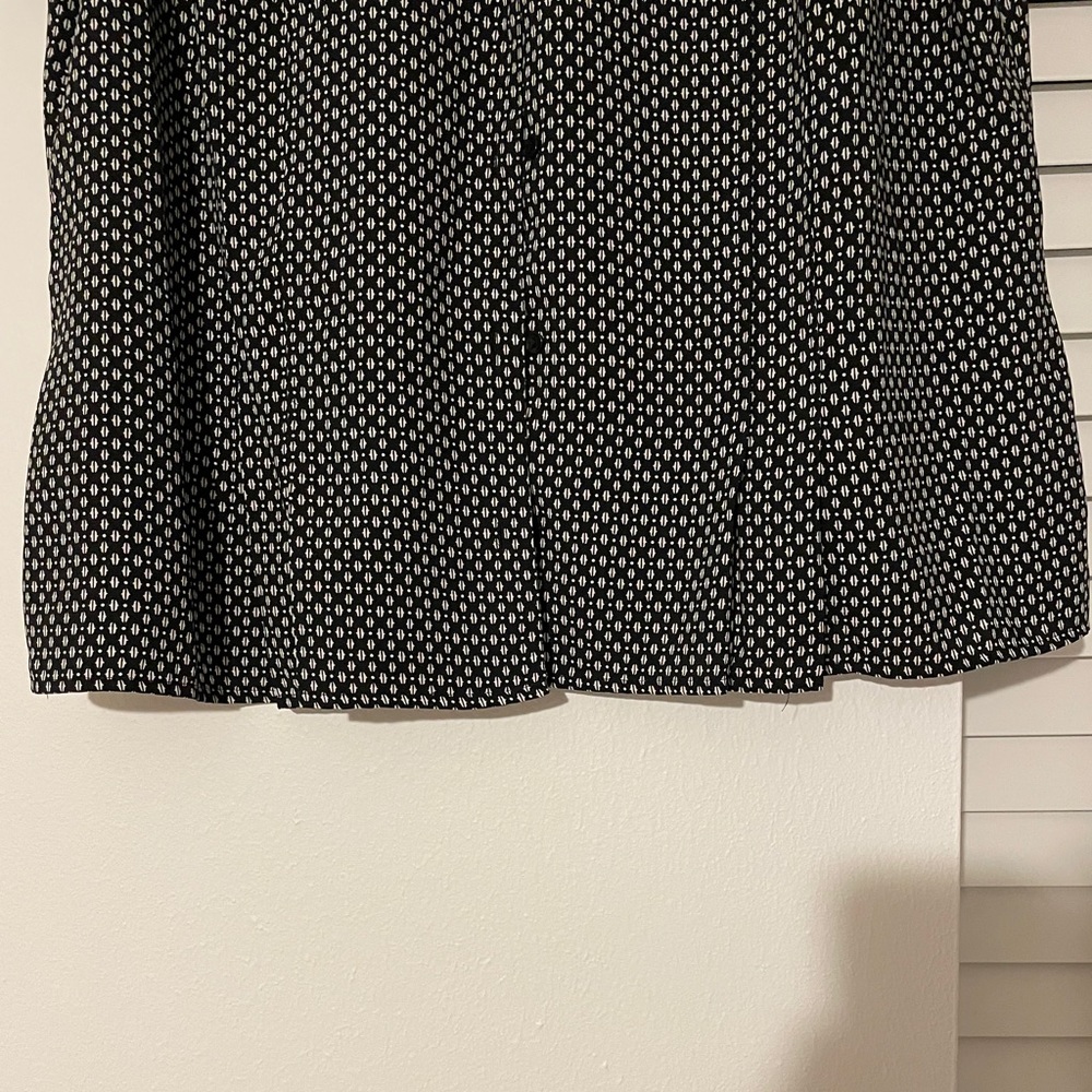 Croft & Barrow Patterned Button Up - Picture 2 of 5